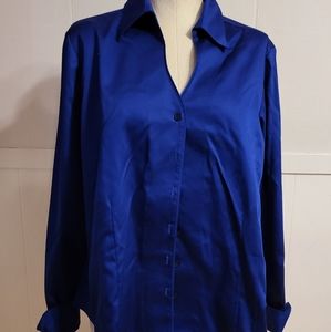 🦨Coldwater Creek top Royal blue petite large